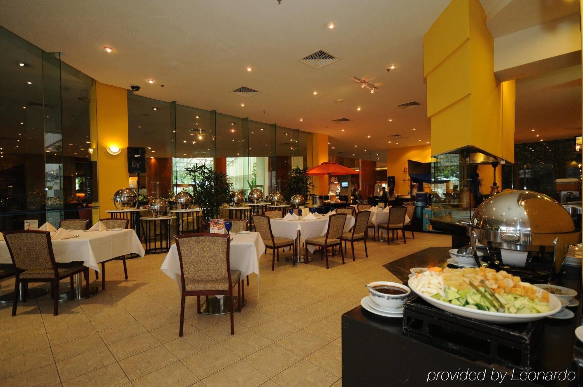 The Puteri Pacific Johor Bahru Hotel Restaurante foto